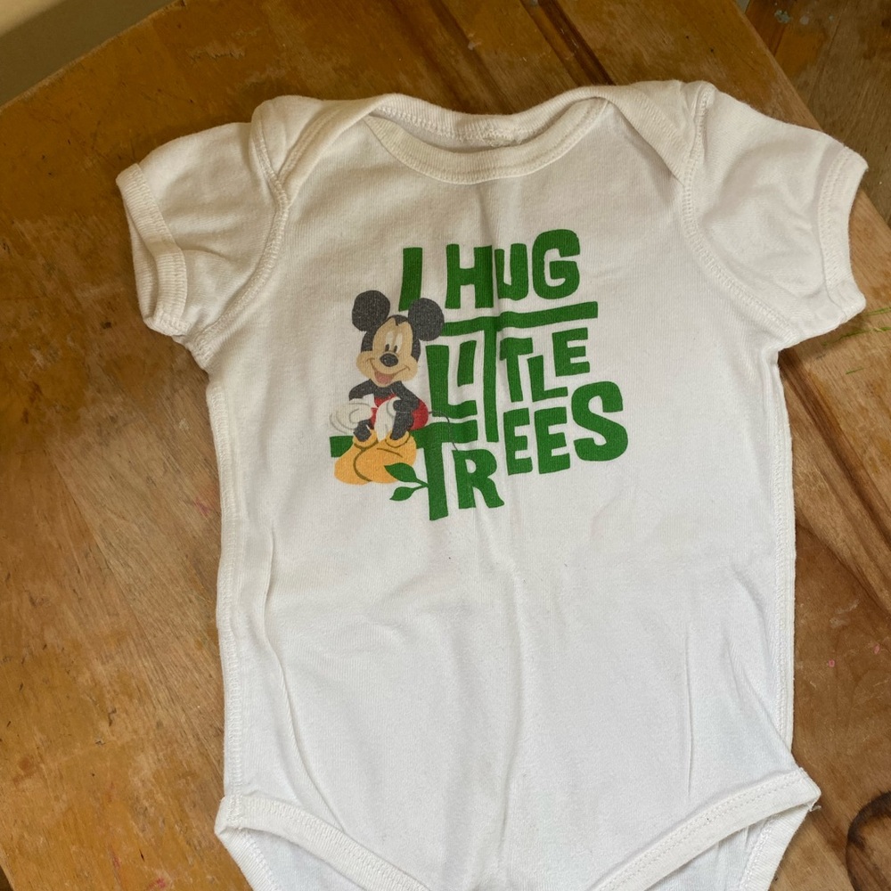 Disney Baby Mickey Mouse “I Hug Little Trees” Onesie Bodysuit Gender Neutral
